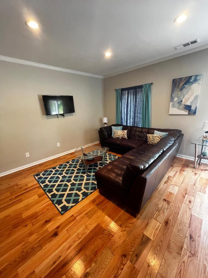 Atlanta Unit 2 Room 2 - Peaceful Weekend Getaway Private Bedroom & Bathroom Exterior photo